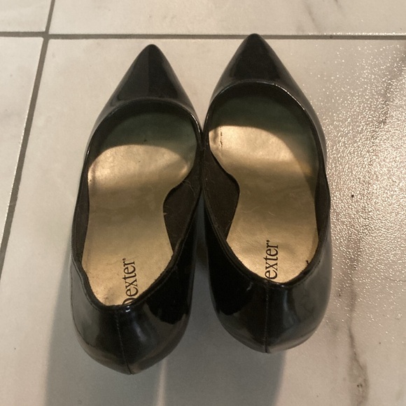 Lightly Used Black Dexter High Heels. Size 5.5. - Picture 8 of 8